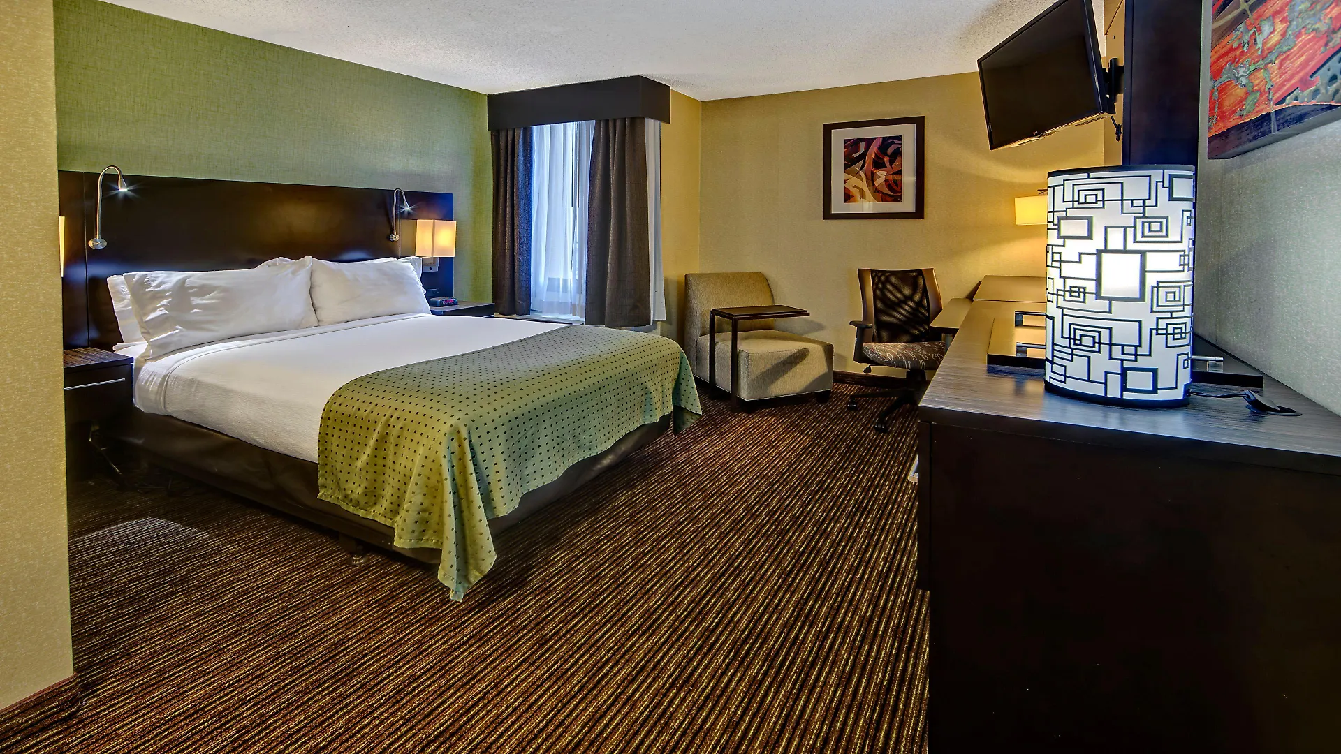 Clarion Hotel & Suites Conference Center Memphis Airport