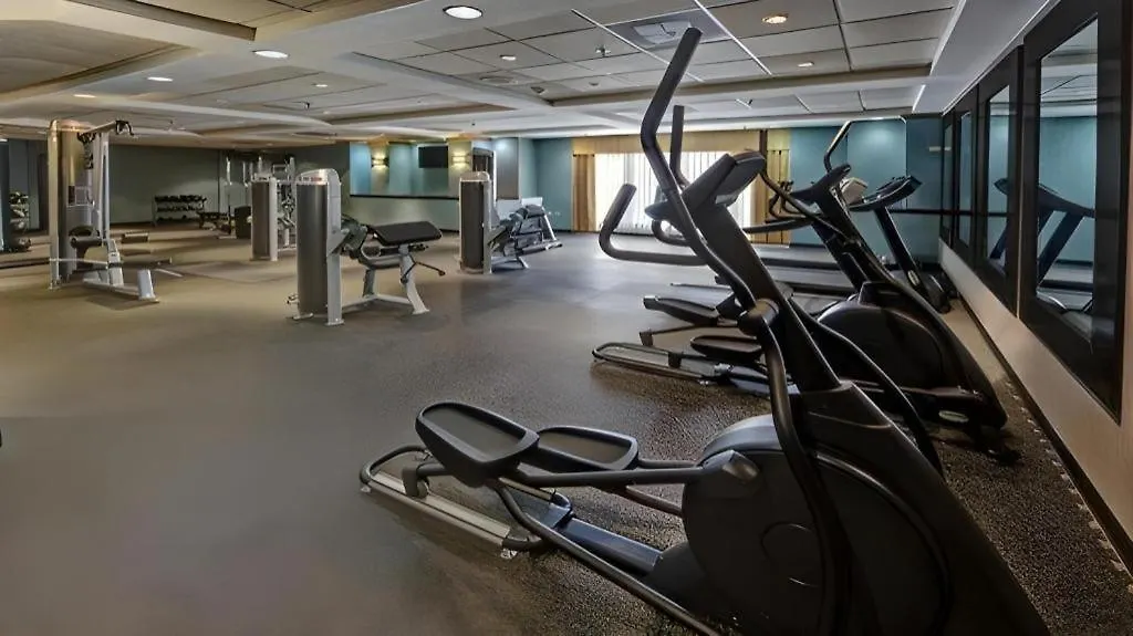 Clarion Hotel & Suites Conference Center Memphis Airport