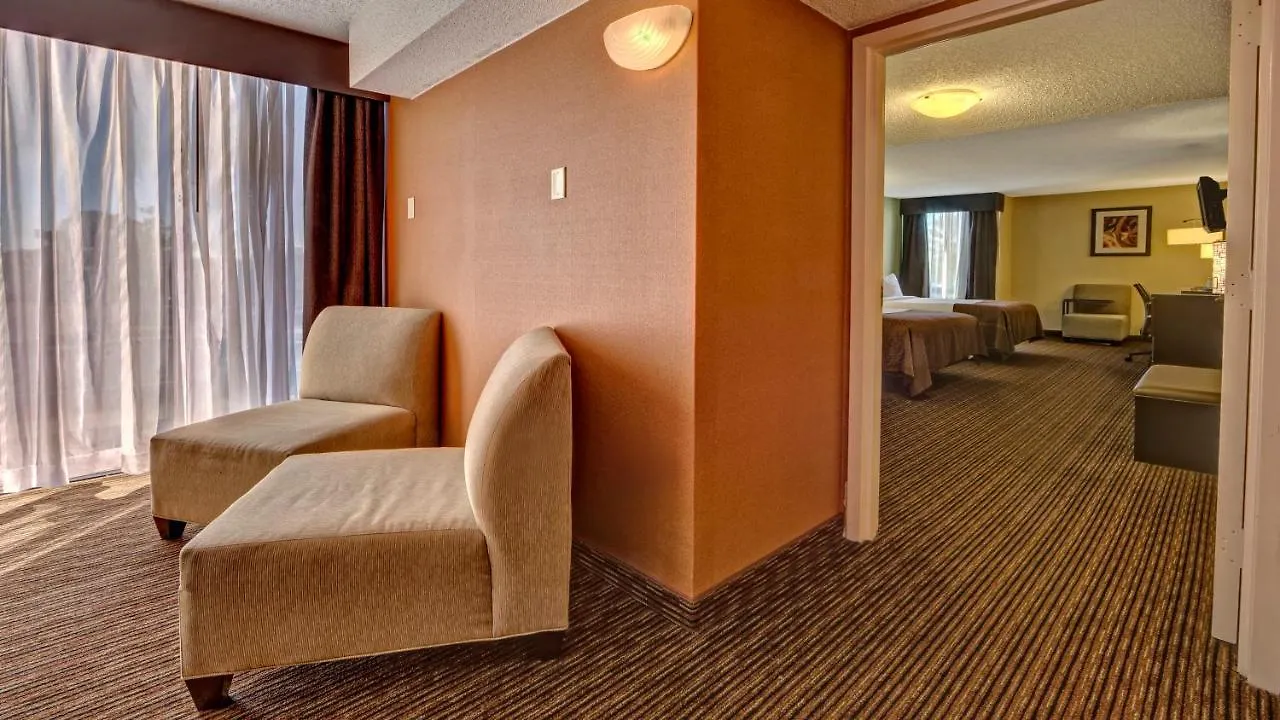 Clarion Hotel & Suites Conference Center Memphis Airport